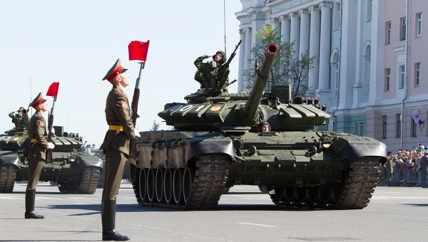 Более 70 танков Т-72Б3 поступит на вооружение ВВО в 2015 году