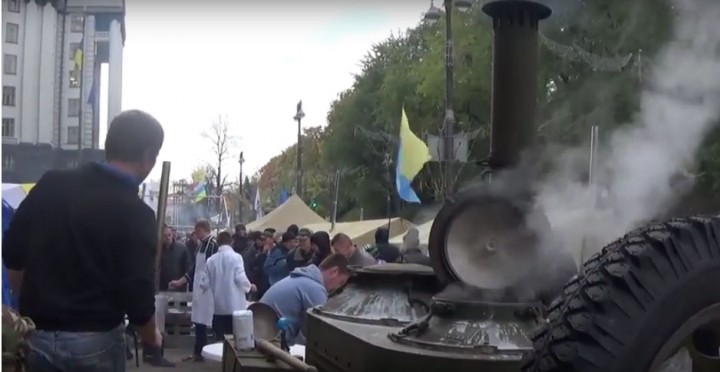 Тарифный майдан в Киеве разрастается