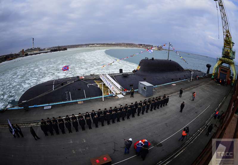 Церемония передачи Тихоокеанскому флоту отремонтированной атомной подводной лодки "Кузбасс"