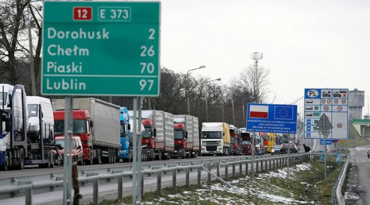 Плавающий трафик: Минтранс России готов доставлять грузы в Европу на паромах, минуя Польшу