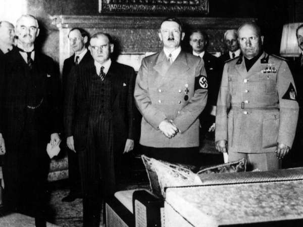 Мюнхенский договор, Чемберлен, Даладье, Гитлер, Муссолини, Чиано|Фото: