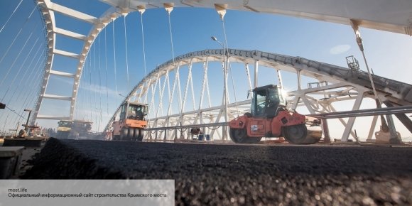 Транспортная артерия: РФ готовится к запуску грузовиков по Крымскому мосту