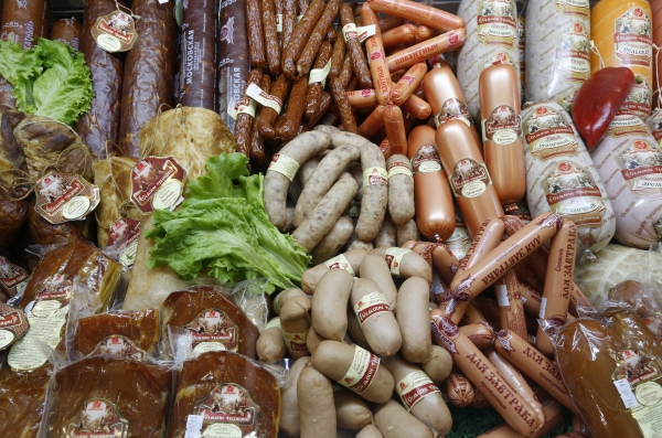 РФ и ОАЭ договорились об отмене запрета на экспорт российского мяса