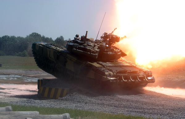 Российский танк Т-90 превратят в робота
